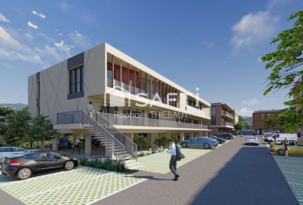 Photo 2 - Commerce à ROQUEBRUNE-SUR-ARGENS