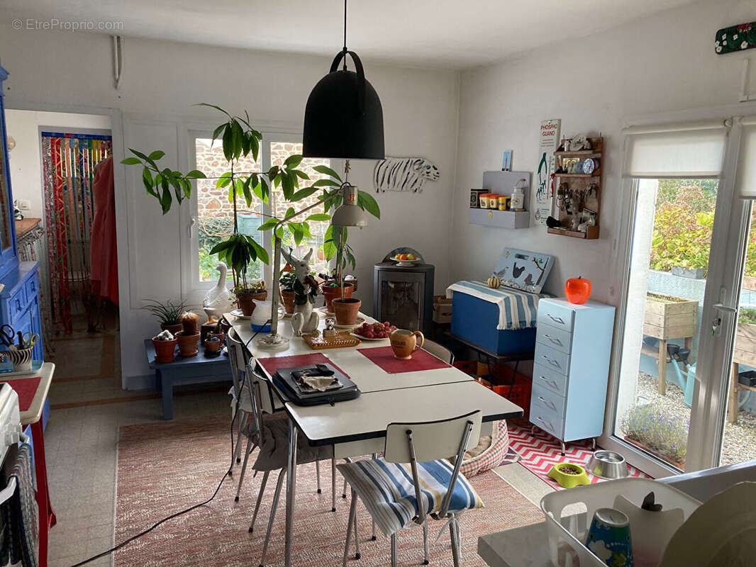 Maison à SAINT-PAIR-SUR-MER