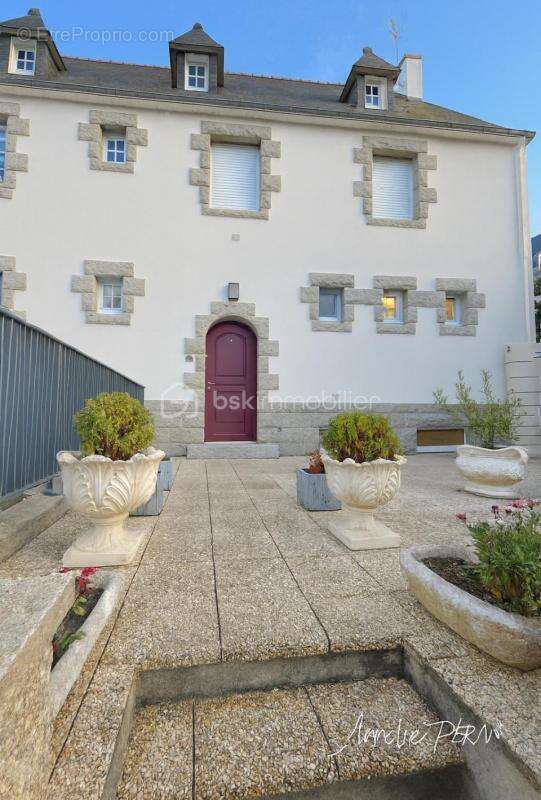 Maison à PLONEOUR-LANVERN