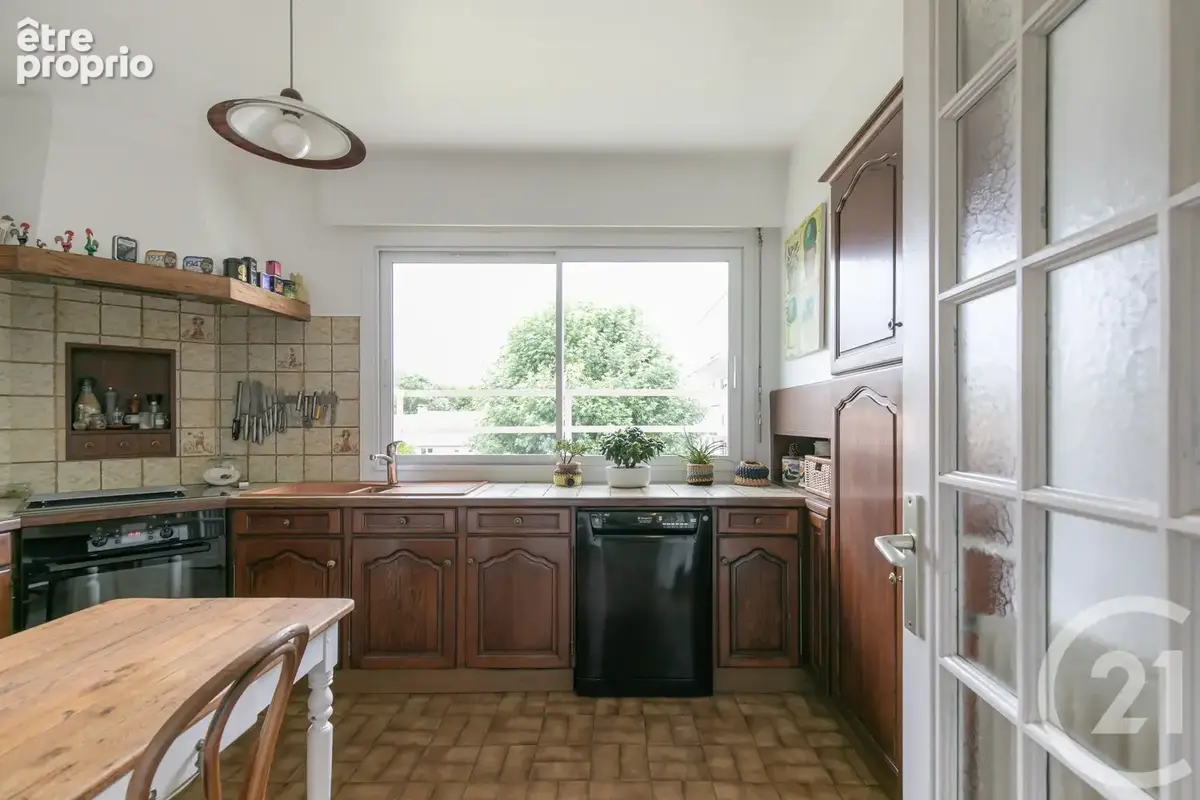 Appartement 6 pièces 105 m² à vendre à Chennevieres-Sur-Marne (94430) - photo 18