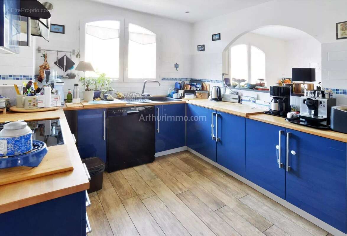 Maison à LE PERREUX-SUR-MARNE