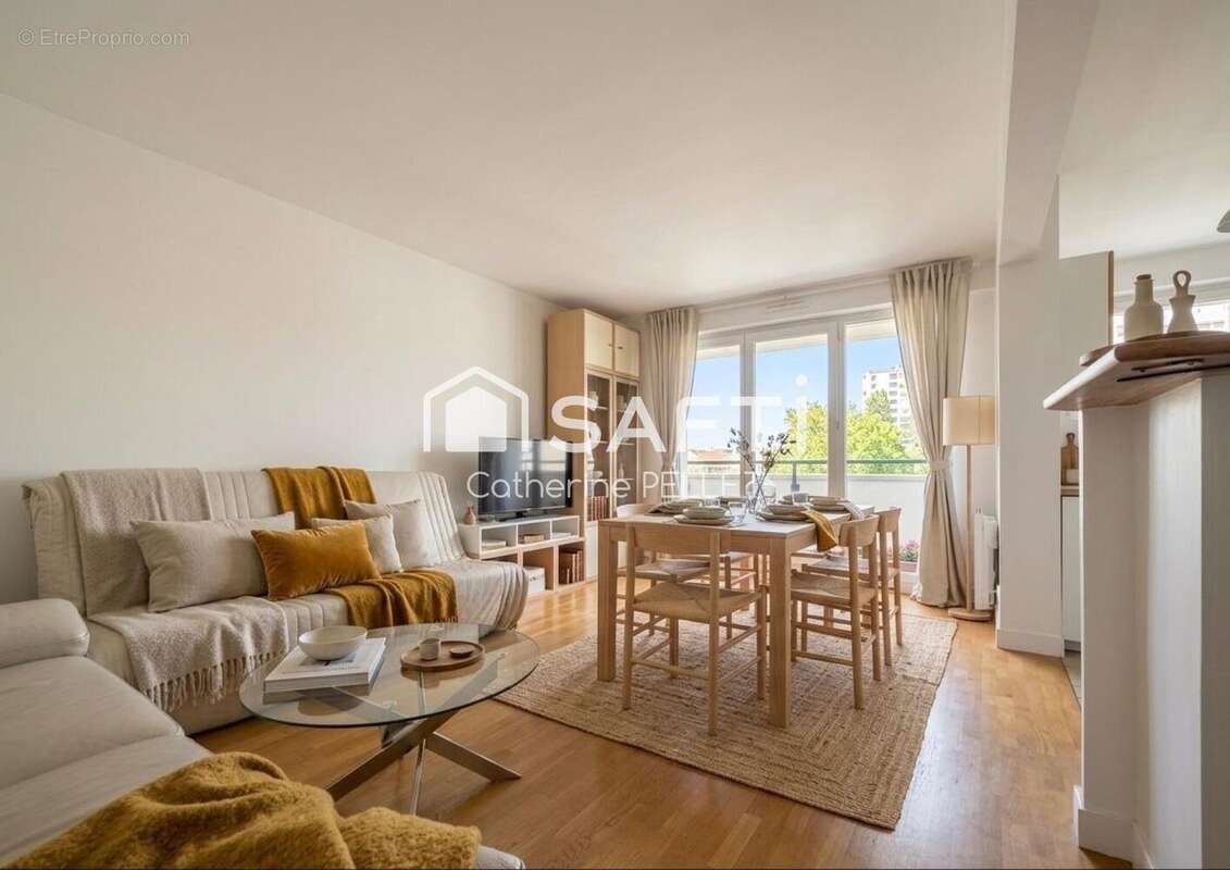 Appartement 76 m² à Fresnes  - photo 3