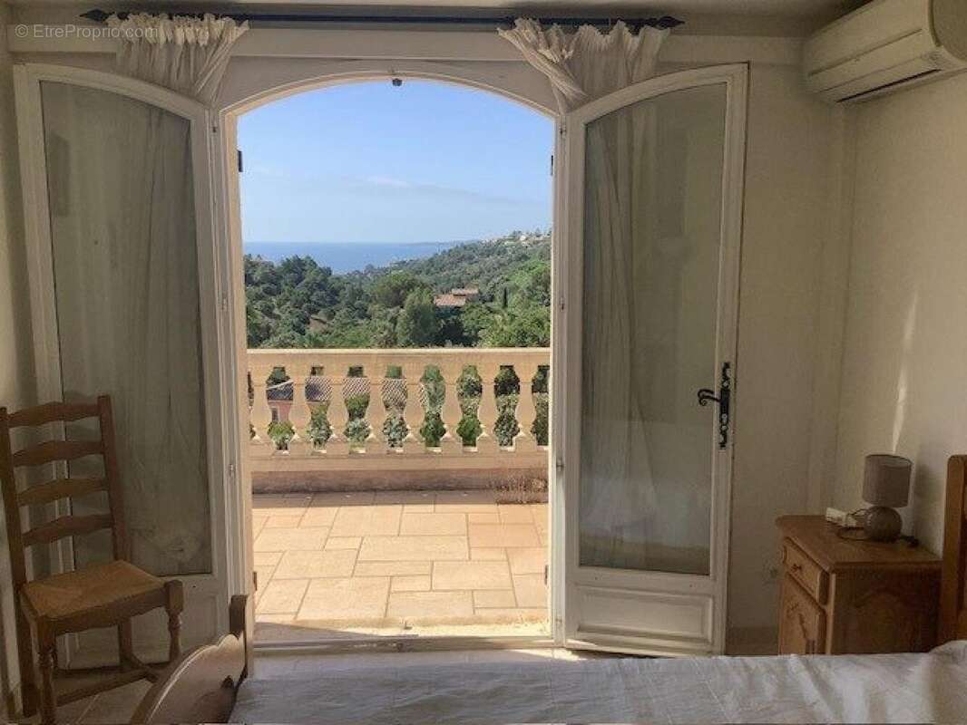 Photo 9 - Maison à LES ISSAMBRES