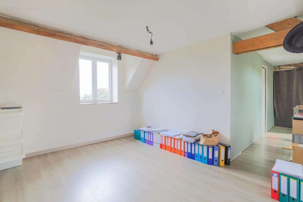 Maison à PERTAIN
