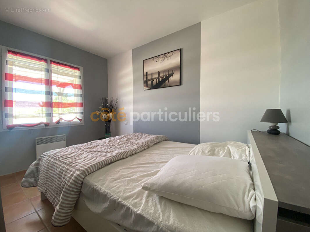 Maison de plain-pied 3 chambres à Saint-Michel-en-L'Herm - photo 6