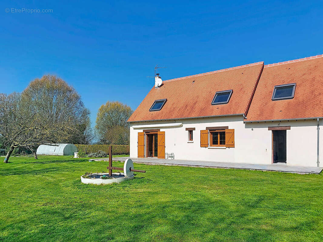 Maison à SALLENELLES