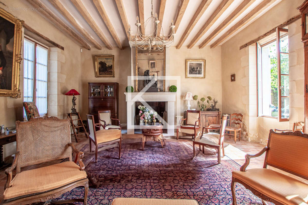 Maison à CORNILLE-LES-CAVES