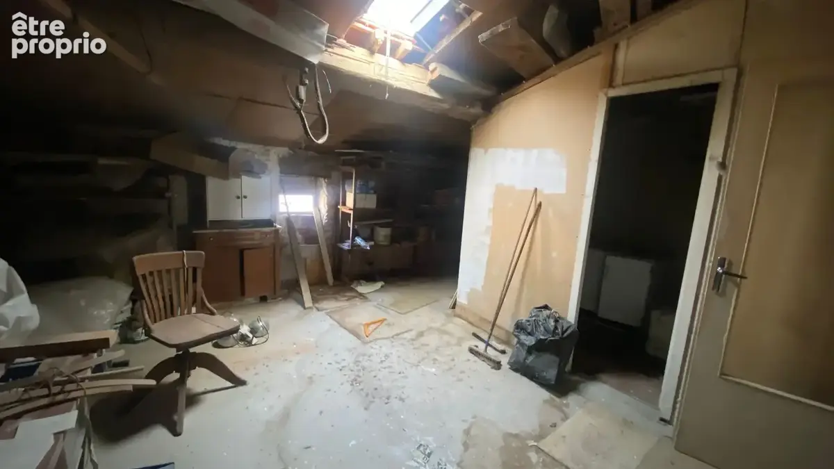 A vendre maison à rénover de 164 m2 avec cour et dépendances à Quarante   fort potentiel de division - photo 20