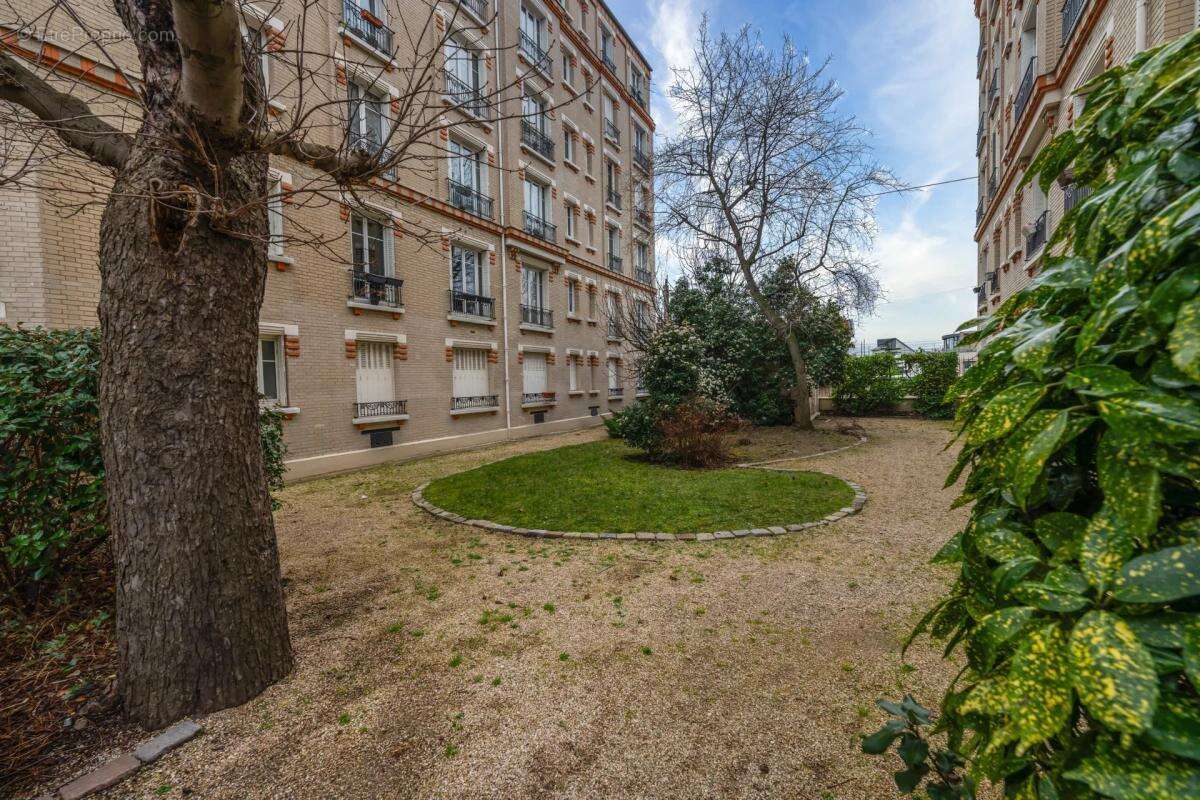 Appartement à ASNIERES-SUR-SEINE
