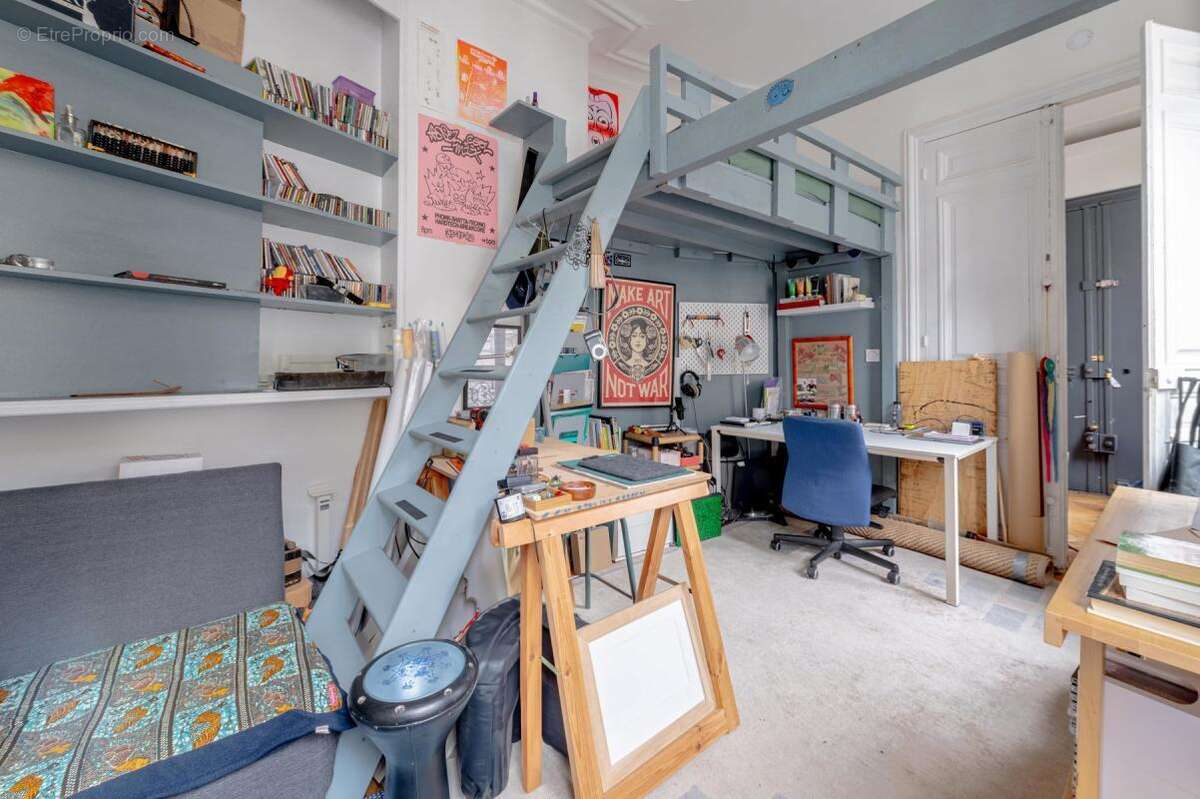 Appartement à PARIS-9E