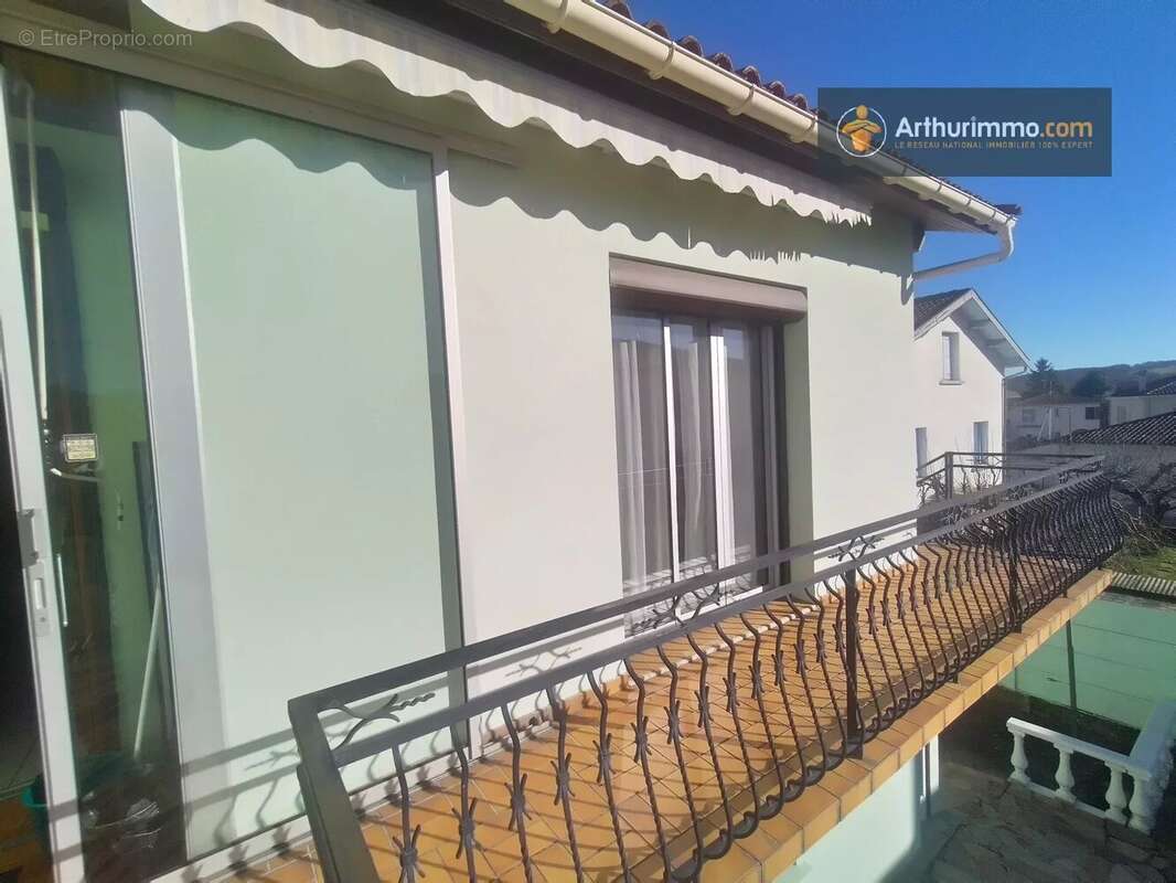 Maison à LAROQUE-D'OLMES