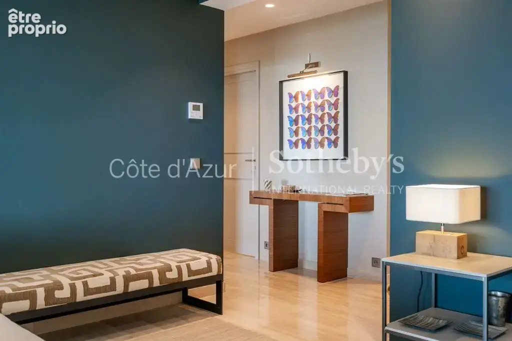 Appartement avec grande terrasse, piscine et vue mer panoramique aux portes de Cannes** - photo 8