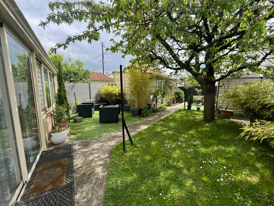 Maison à NANTEUIL-LES-MEAUX