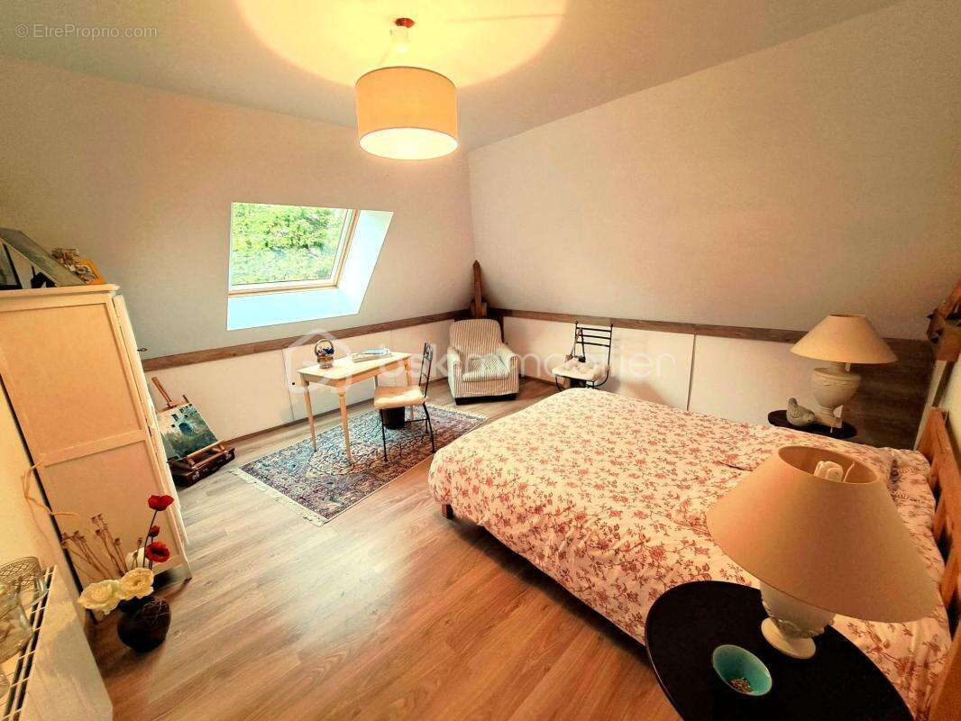 Maison à SAINT-LANGIS-LES-MORTAGNE