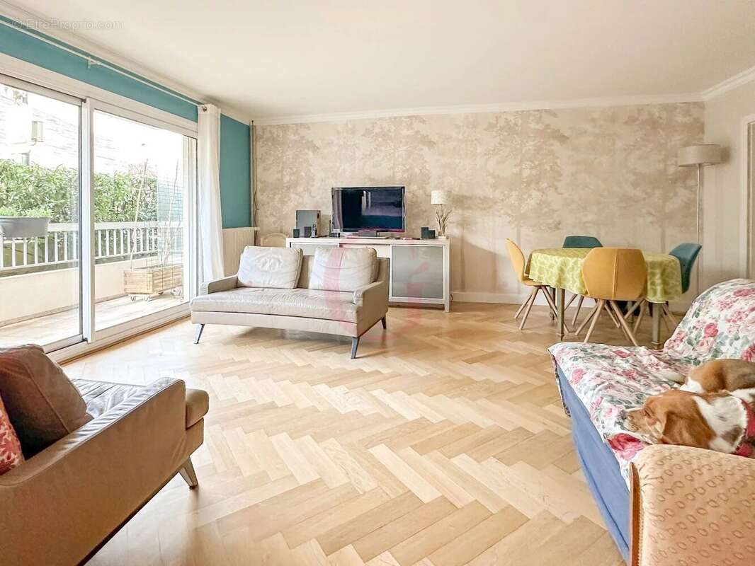 Appartement à BOURG-LA-REINE