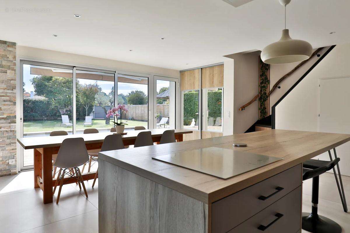 Maison à GUJAN-MESTRAS