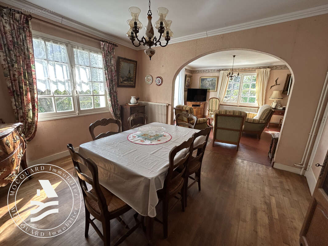 Maison à LOCMARIAQUER