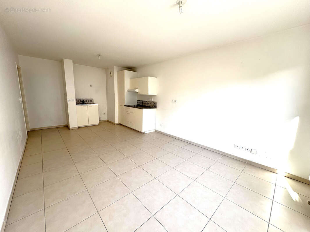 Appartement à MARSEILLE-12E