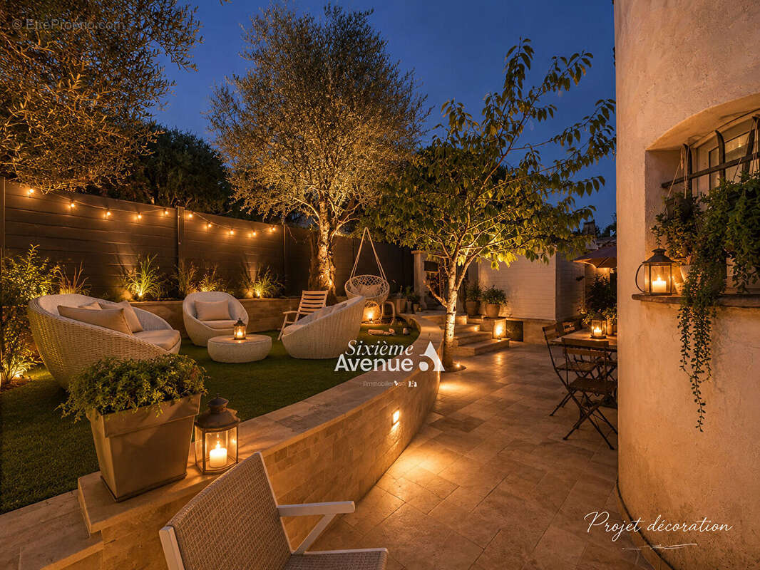 Maison mitoyenne d'un coté Grasse 5 pièces 111 m² avec extérieur, nombreux stationnements. - photo 3