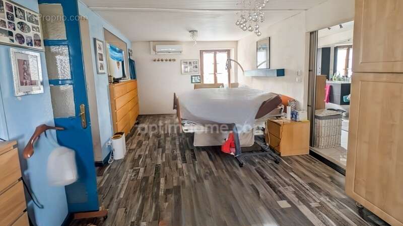 Maison à BADEFOLS-D&#039;ANS