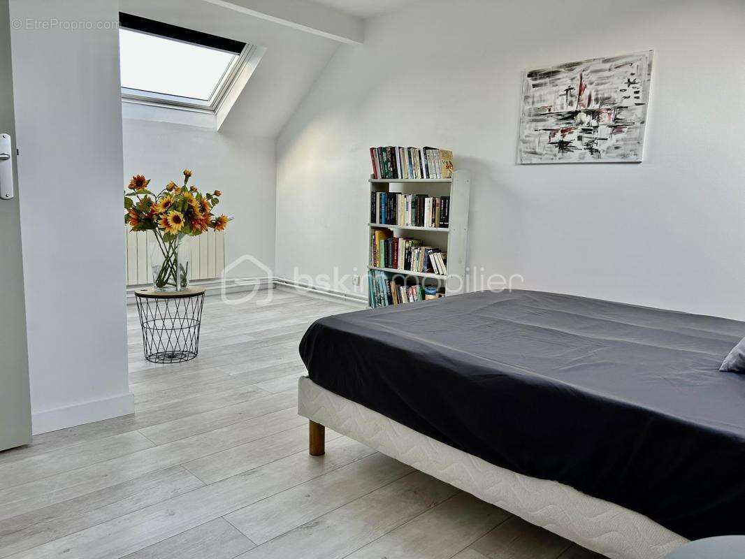 Maison 8 pièces 5 chambres de 205m² à VILLEBLEVIN (89340) - photo 11