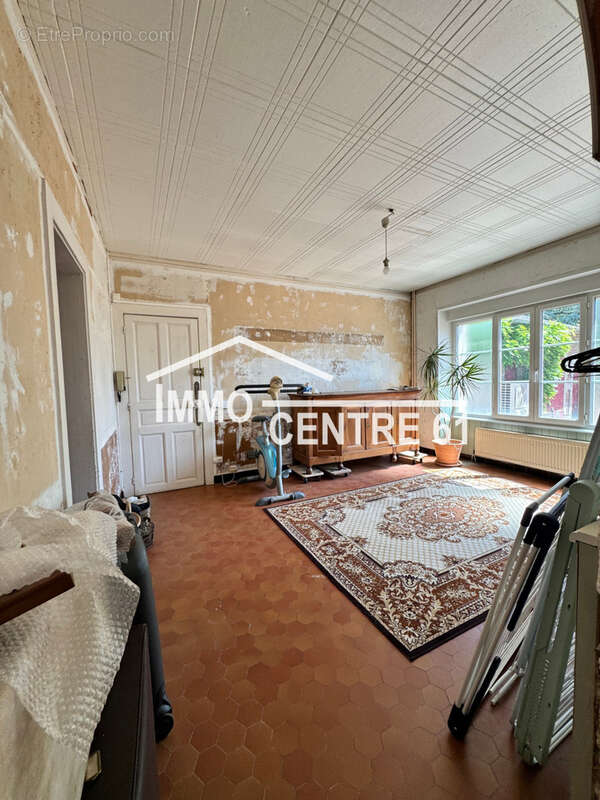 Maison à CARROUGES
