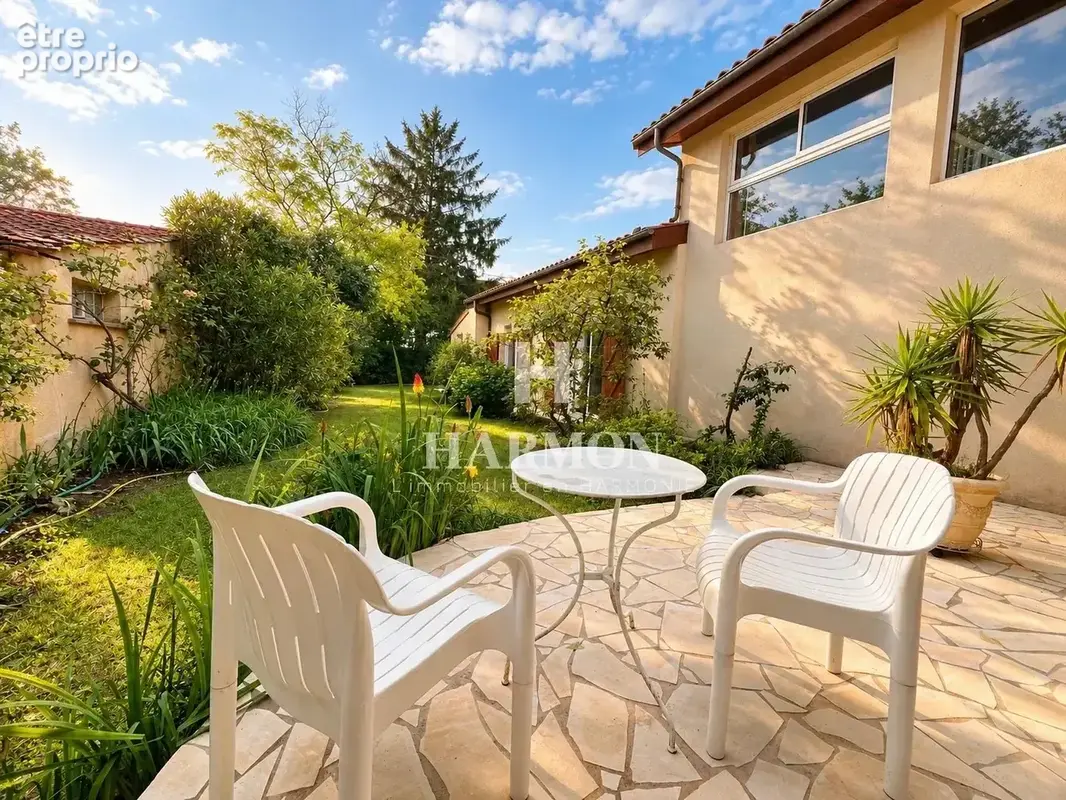 Harmon à vendre : BÈGLES – Grande maison familiale de 193 m² avec jardin – Fort potentiel de division en deux logements - photo 7