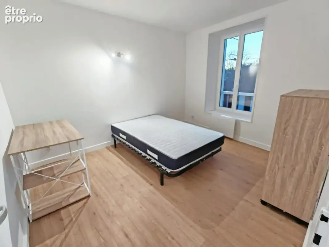 Appartement 211 m² à vendre à Issoudun (36100) - photo 3