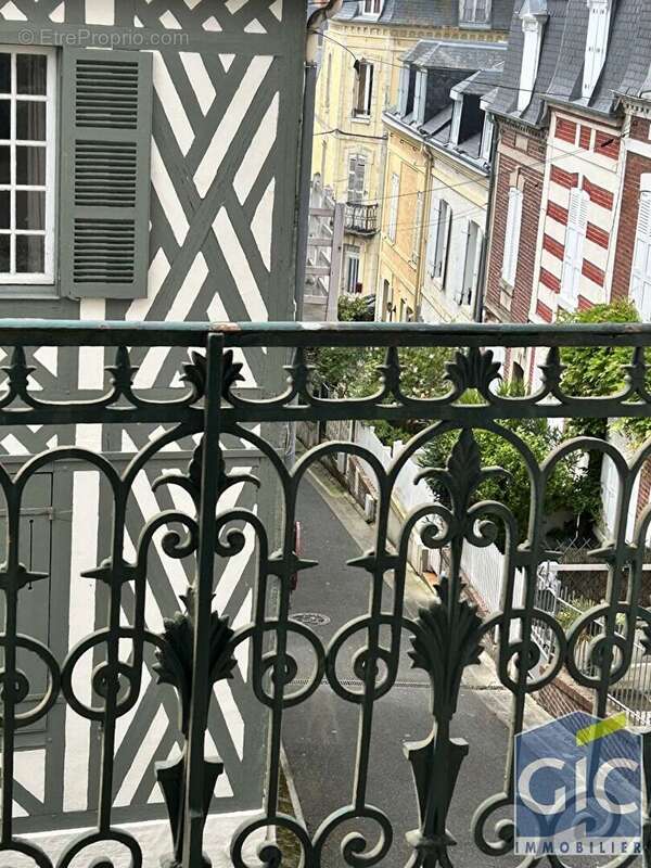 Appartement à TROUVILLE-SUR-MER