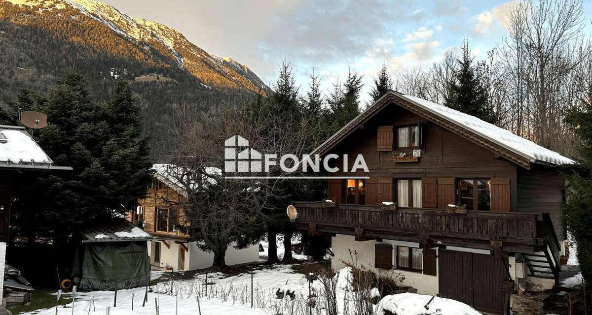 Maison à LES HOUCHES