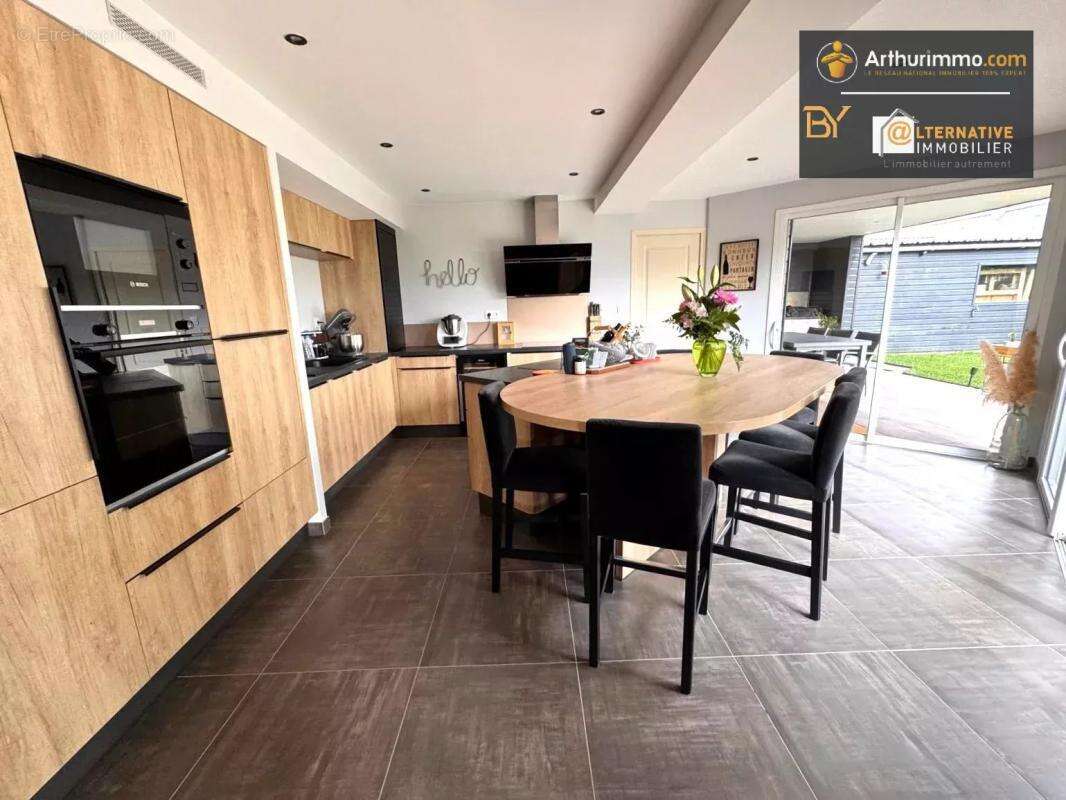 Maison à LA GUERCHE-DE-BRETAGNE