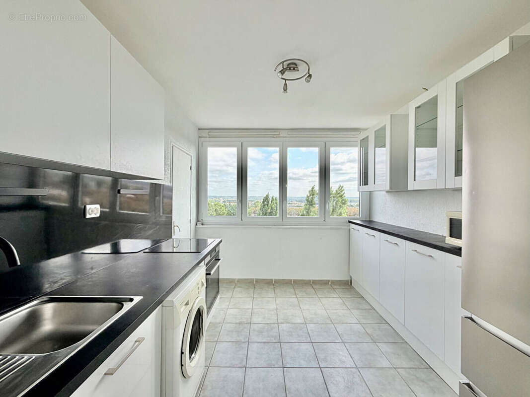 4 pièces 66 m² traversant sud - Balcon, 2 parkings - Fontenay-le-Fleury - photo 11