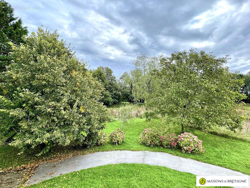 Maison à LE TREVOUX