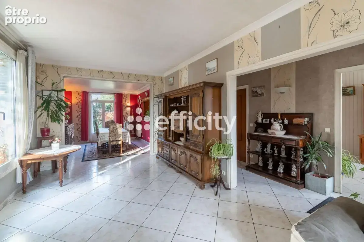 Maison 8 pièces 222 m² à vendre à Villeneuve-Le-Roi (94290) - photo 3