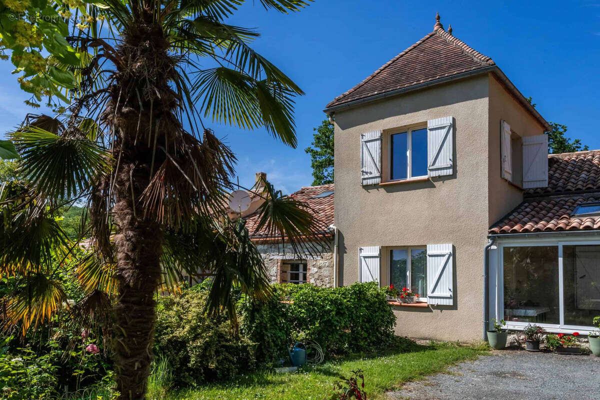Country property - photo 26