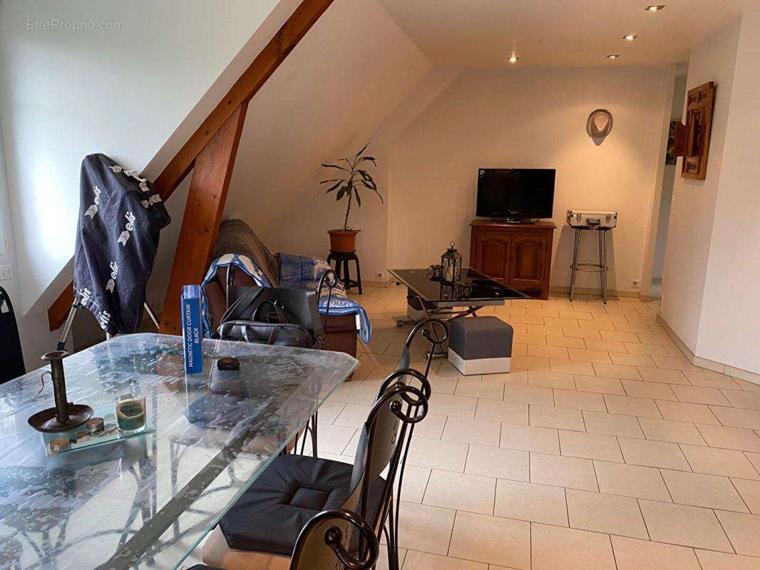 Appartement à SAINT-LEGER-DES-BOIS
