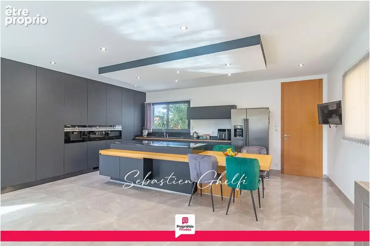 belle villa de plain-pied avec piscine- 4 chambres dont 1 suite-double garage - photo 9