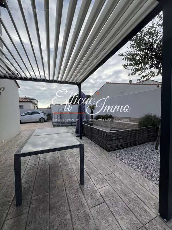 Villa 3 faces avec double garage - photo 13