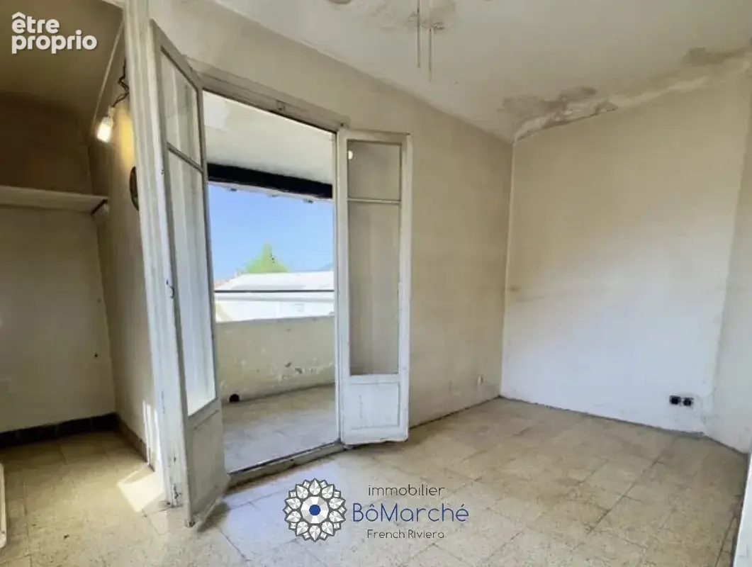 VENCE Vieille Ville Maison avec loggia - photo 9