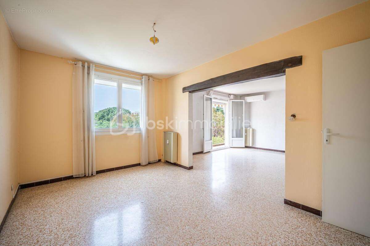 Appartement à HYERES