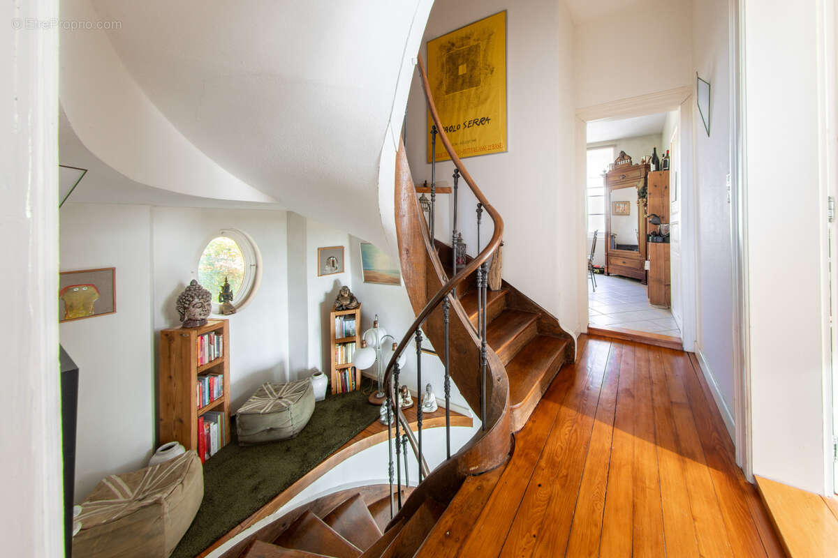 Maison à MOOSLARGUE