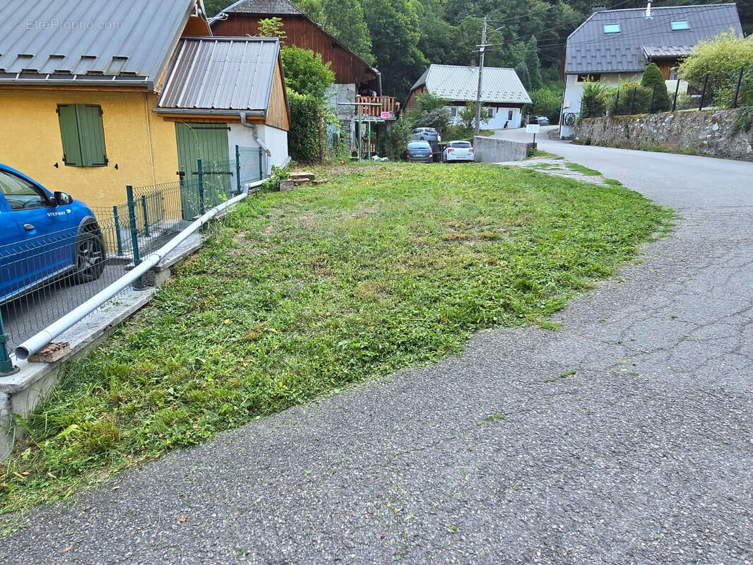 Maison à LA CHAPELLE