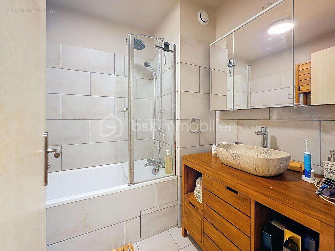 Appartement à ROSNY-SOUS-BOIS