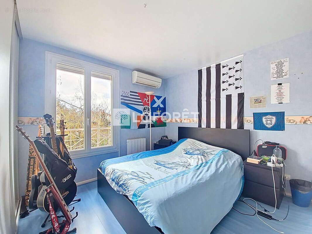 Maison à VERNEUIL-SUR-SEINE