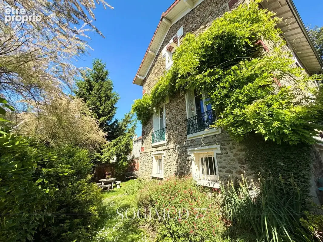 Maison à POMPONNE