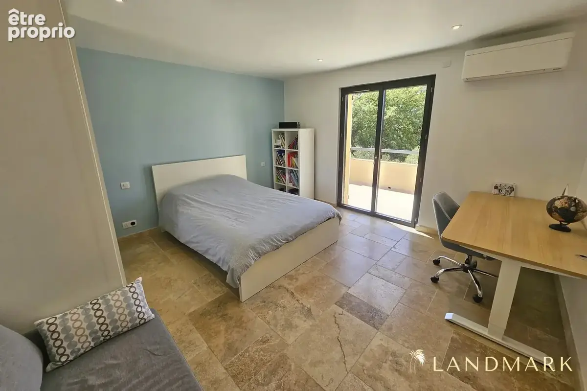 Villa renovee 4 chambres plus studio, piscine et garage - photo 9