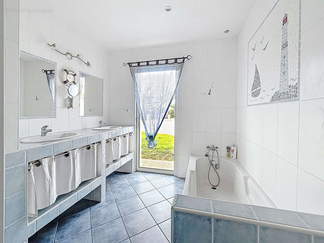 Maison à LE FENOUILLER