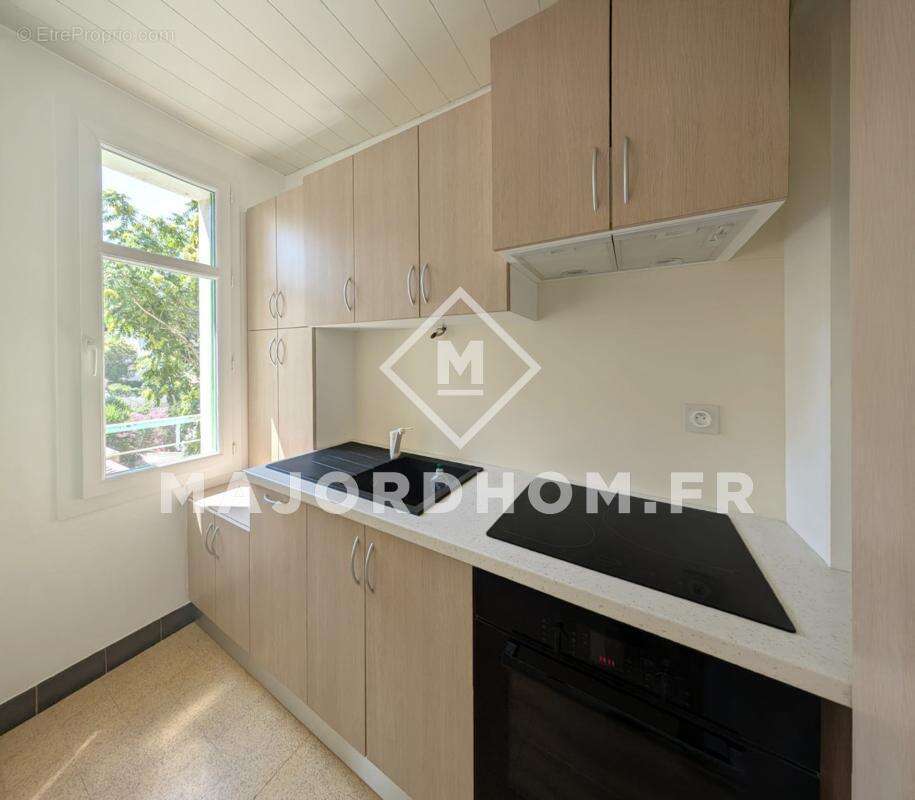 Appartement à MARSEILLE-7E