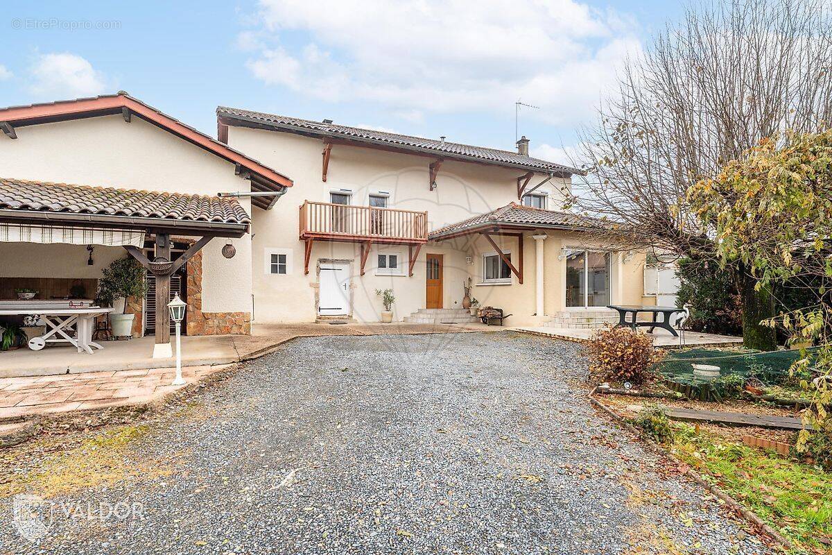 Maison à FRANS