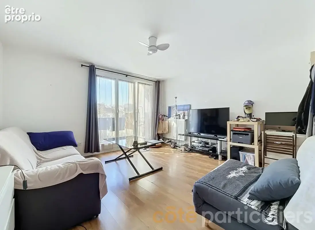 Appartement T1 pièce 30 m2, cuisine , cave. - photo 5